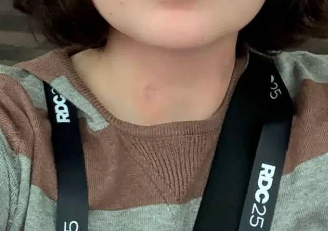 Под ланъярдом на конференции